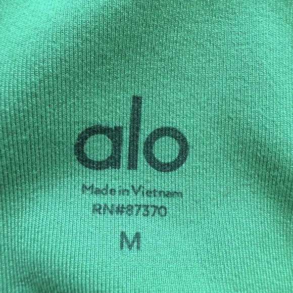 Alo Yoga High-Waist Airlift Legging in Lettuce Green Size M - Picture 6 of 8